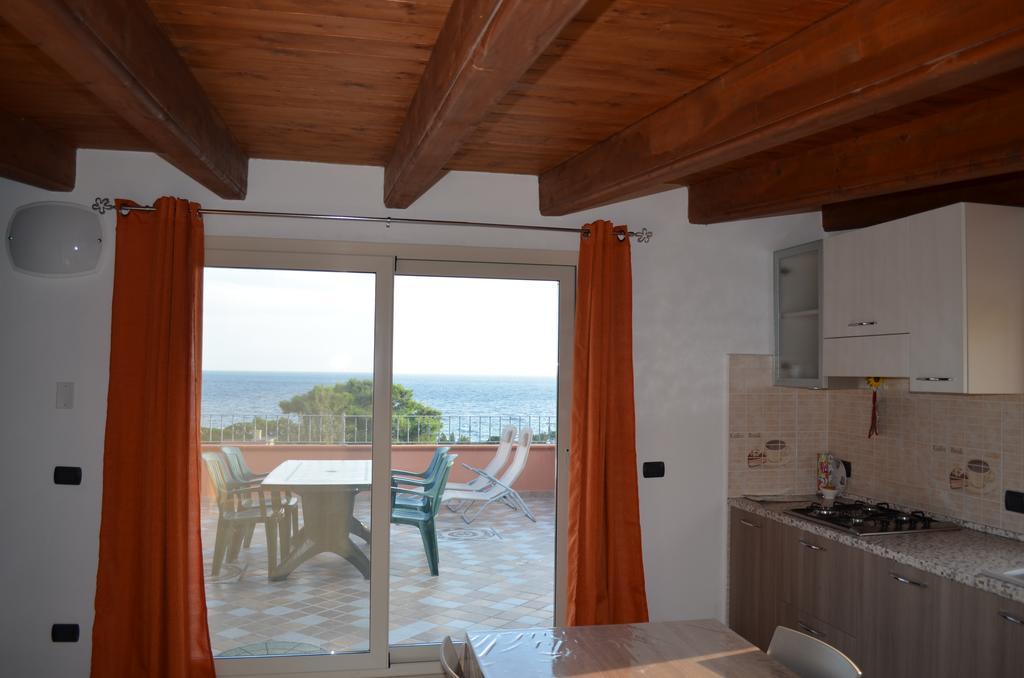 Terrazza Sul Golfo Degli Angeli Villa Капитана Екстериор снимка