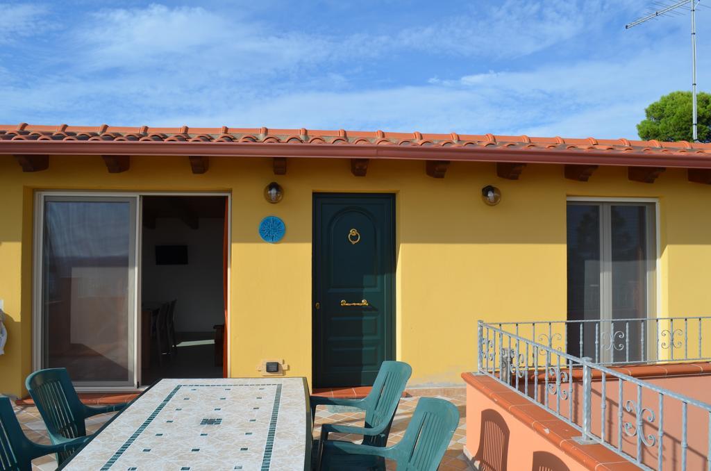 Terrazza Sul Golfo Degli Angeli Villa Капитана Екстериор снимка
