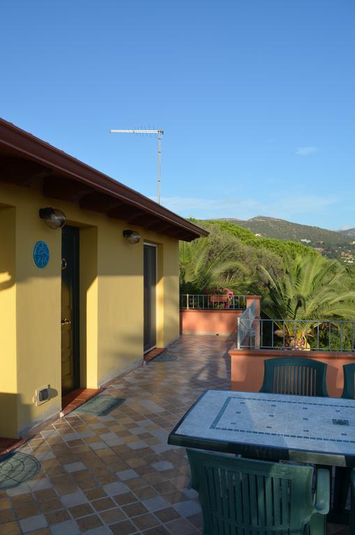 Terrazza Sul Golfo Degli Angeli Villa Капитана Екстериор снимка