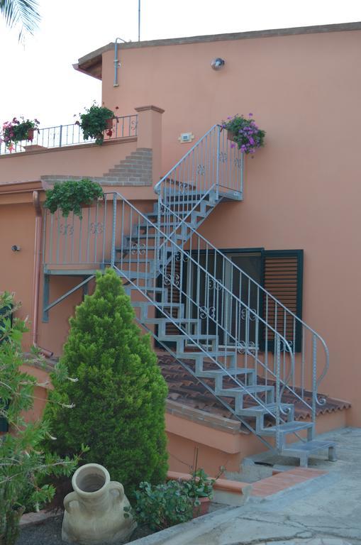 Terrazza Sul Golfo Degli Angeli Villa Капитана Екстериор снимка