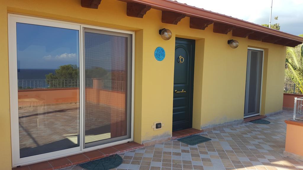 Terrazza Sul Golfo Degli Angeli Villa Капитана Екстериор снимка